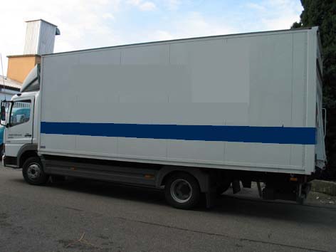 Kofferaufbau mit Ladebordwand