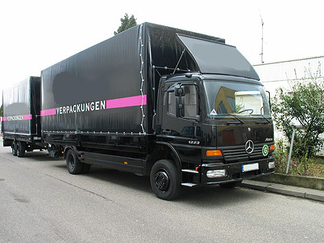 Pritschenaufbau mit Plane